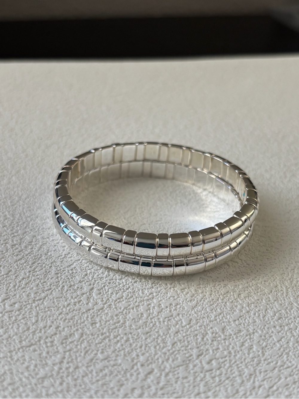 New Roxanne Assoulin Silver Coil Stretch Bracelet